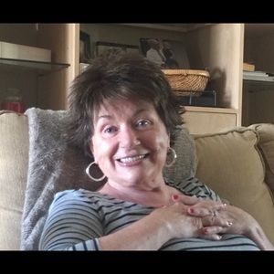 Meet your Posher, Deb